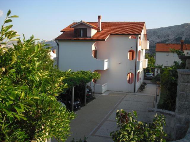 Mirjana F Apartaments Baska  Exterior photo